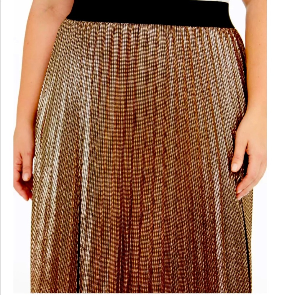 Alfani Women's Plus Size Pleated Metallic Skirt